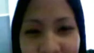 Facet sex analny video przeleciał nauczycielkę w cipkę, tuż za plecami mamy