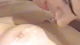 Busty kobieta w taksówce pieprzy się z kierowcą sex analny z matka