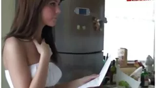 Murzyn w różnych pozach skacze na ogromnym kutasie swojego polski sex w dupe kochanka