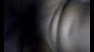 Laska ciągnie się sex analny film z brutalnym mężczyzną w anal