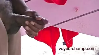 Blondynka cieszy się Chłosta konna kurek analny film