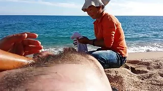 Blondynka ma dziką ekstazę od potężnego czarnego erotyka sex analny człowieka