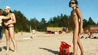 Facet napełnił filmy seks analny dziewczynę cipki grubą spermą
