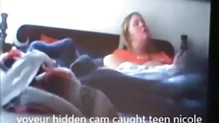Zaprosiła sąsiada do odwiedzenia i uprawiała film sex analny z nim seks